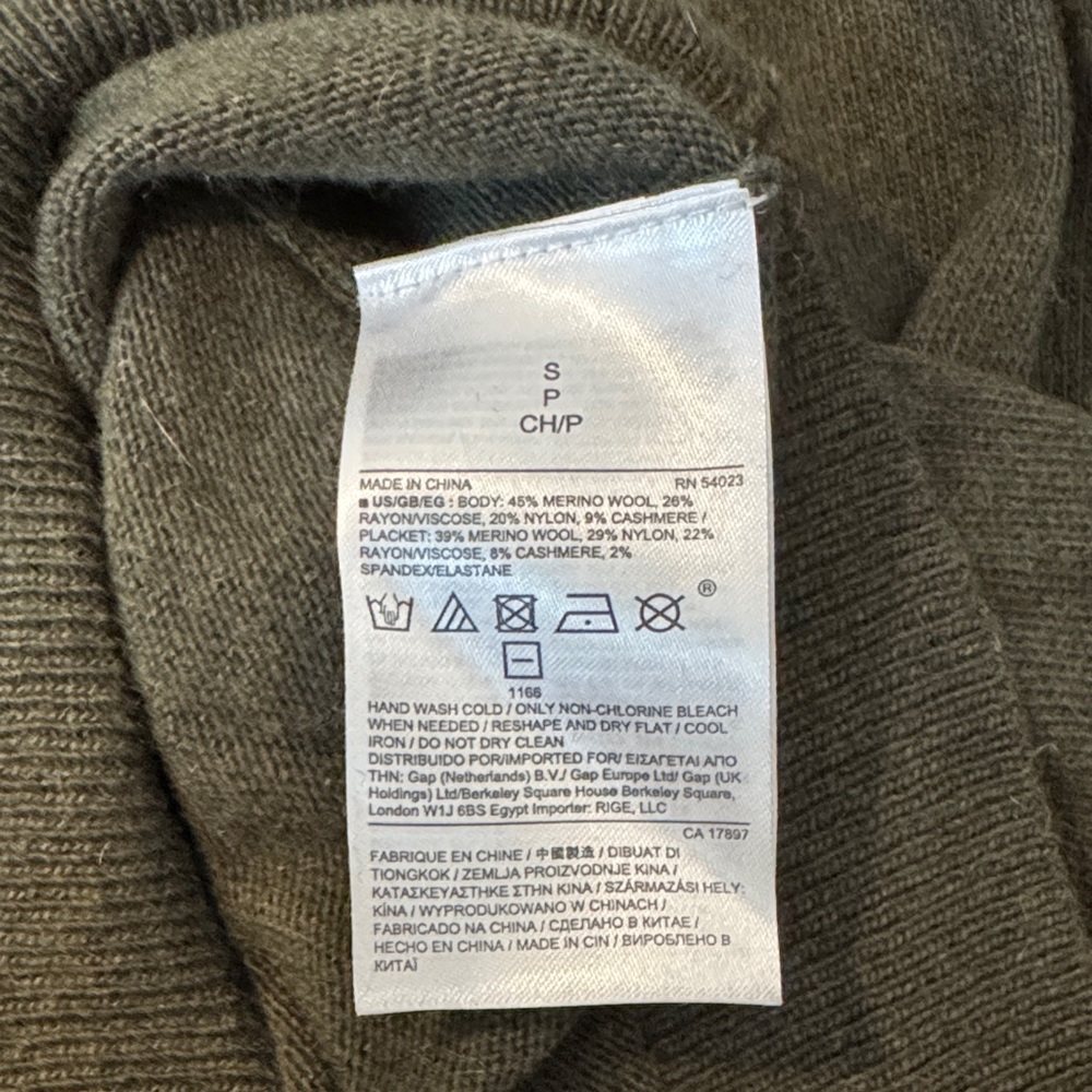 Banana Republic Olive Cardigan - Picture 5 of 5